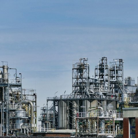Zdjęcie: Filtry UV chemiczne czy mineralne: różnice i jak wybrać odpowiedni
