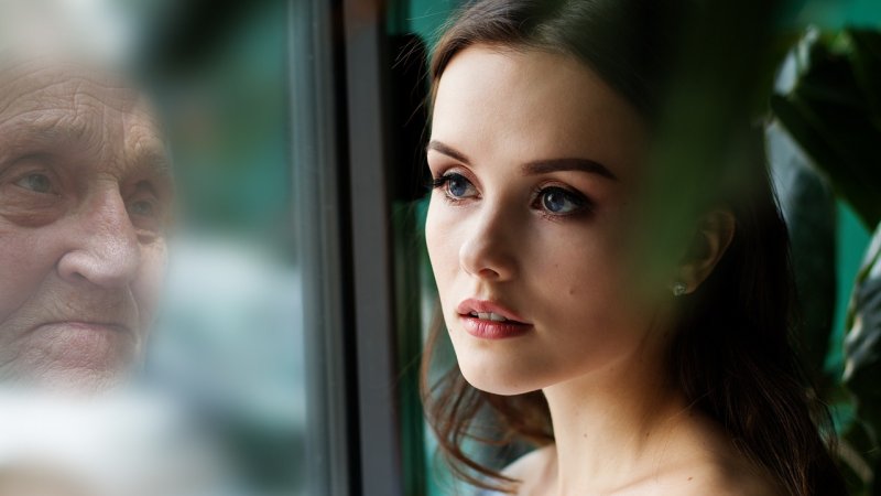 Zdjęcie: Skin tint kontra BB cream: który produkt dla jakiej skóry? Porównanie 2026