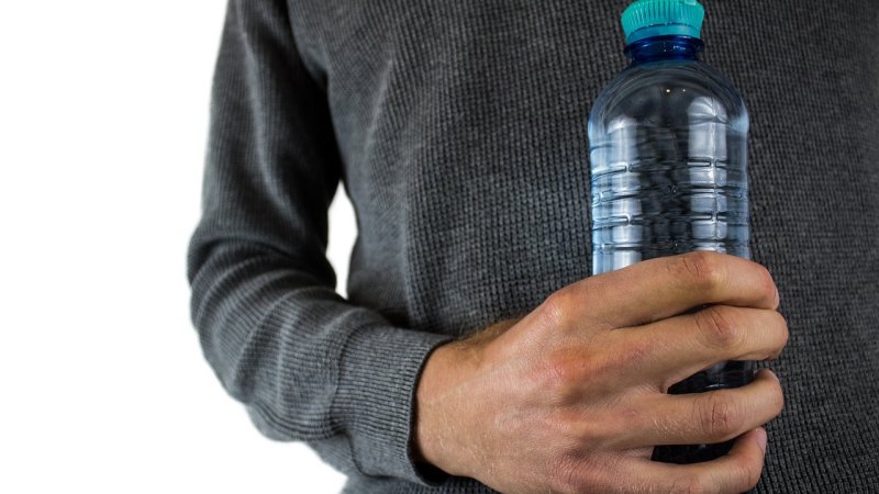 Zdjęcie: Bioderma Sensibio H2O: dlaczego to nadal najlepszy płyn micelarny na rynku w 2026